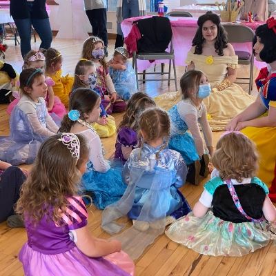 Spotlights Story Hour