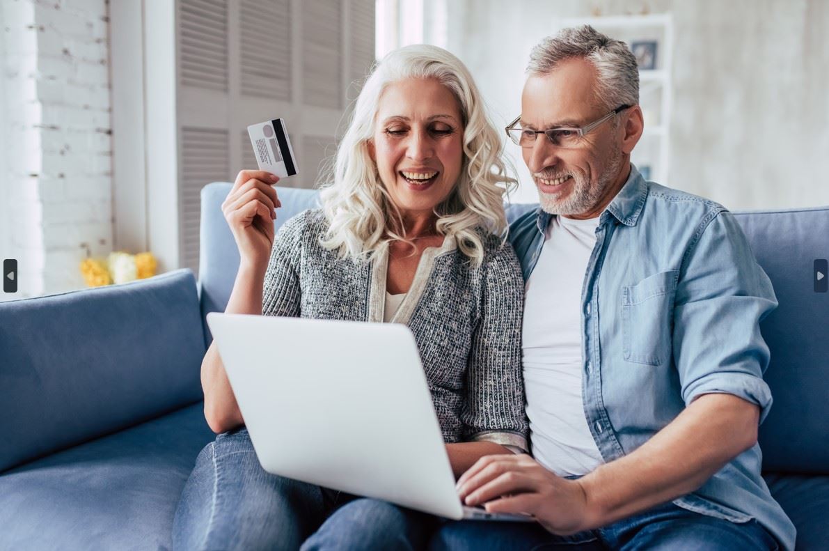 Couple paying water bill